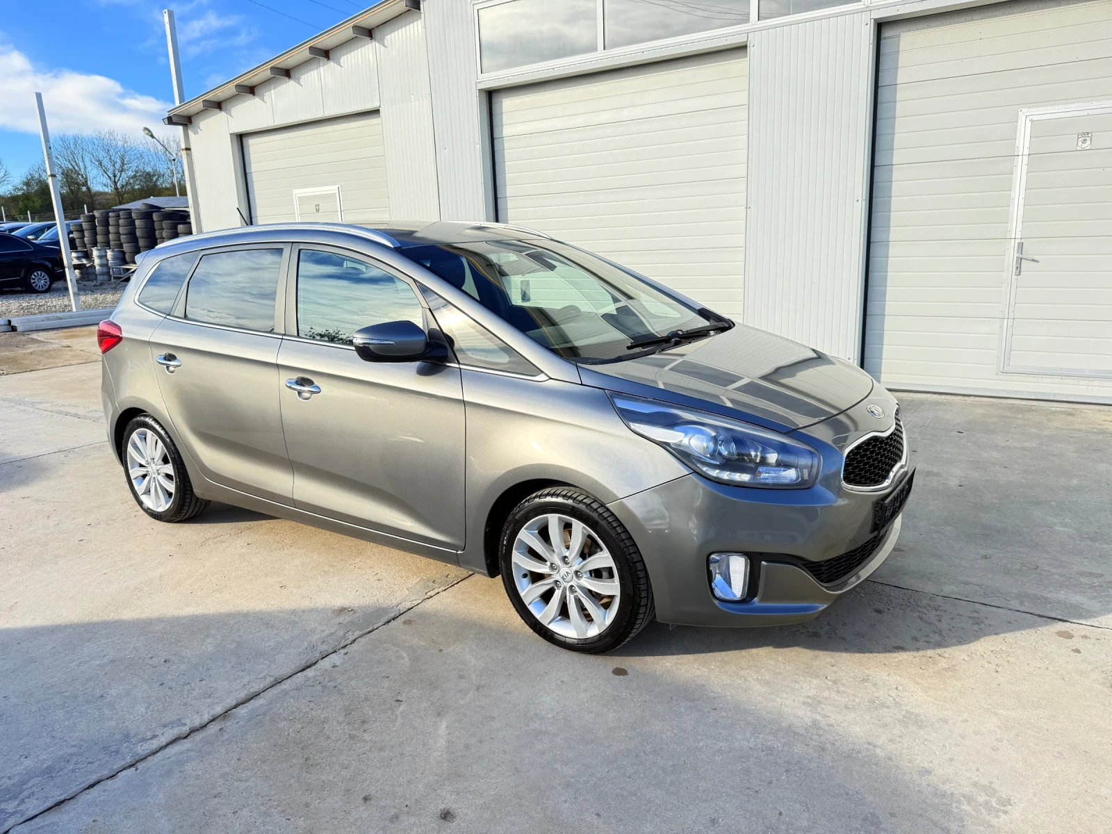 Kia Carens 1.7crdi 136k.c* Navi* UNIKAT | Mobile.bg   12