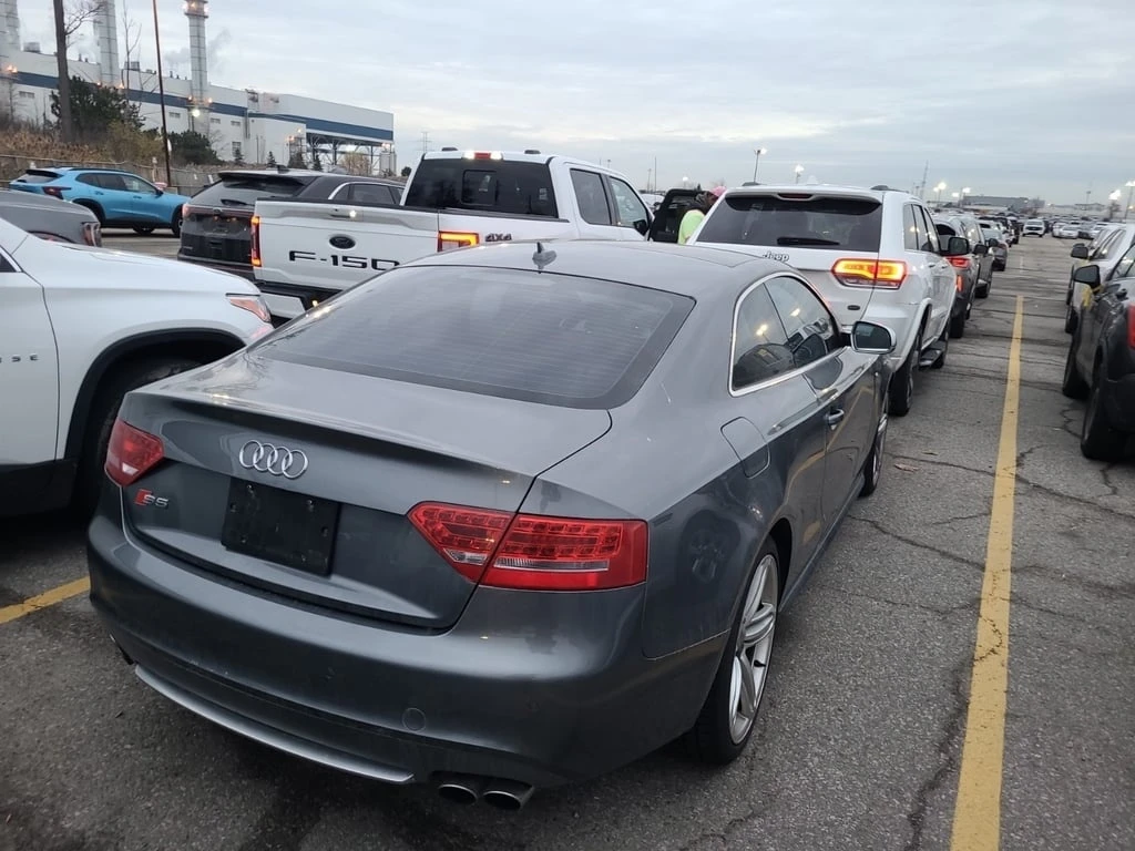 Audi S5 * PREMIUM * CARFAX * ЦЕНА ДО БЪЛГАРИЯ - изображение 3