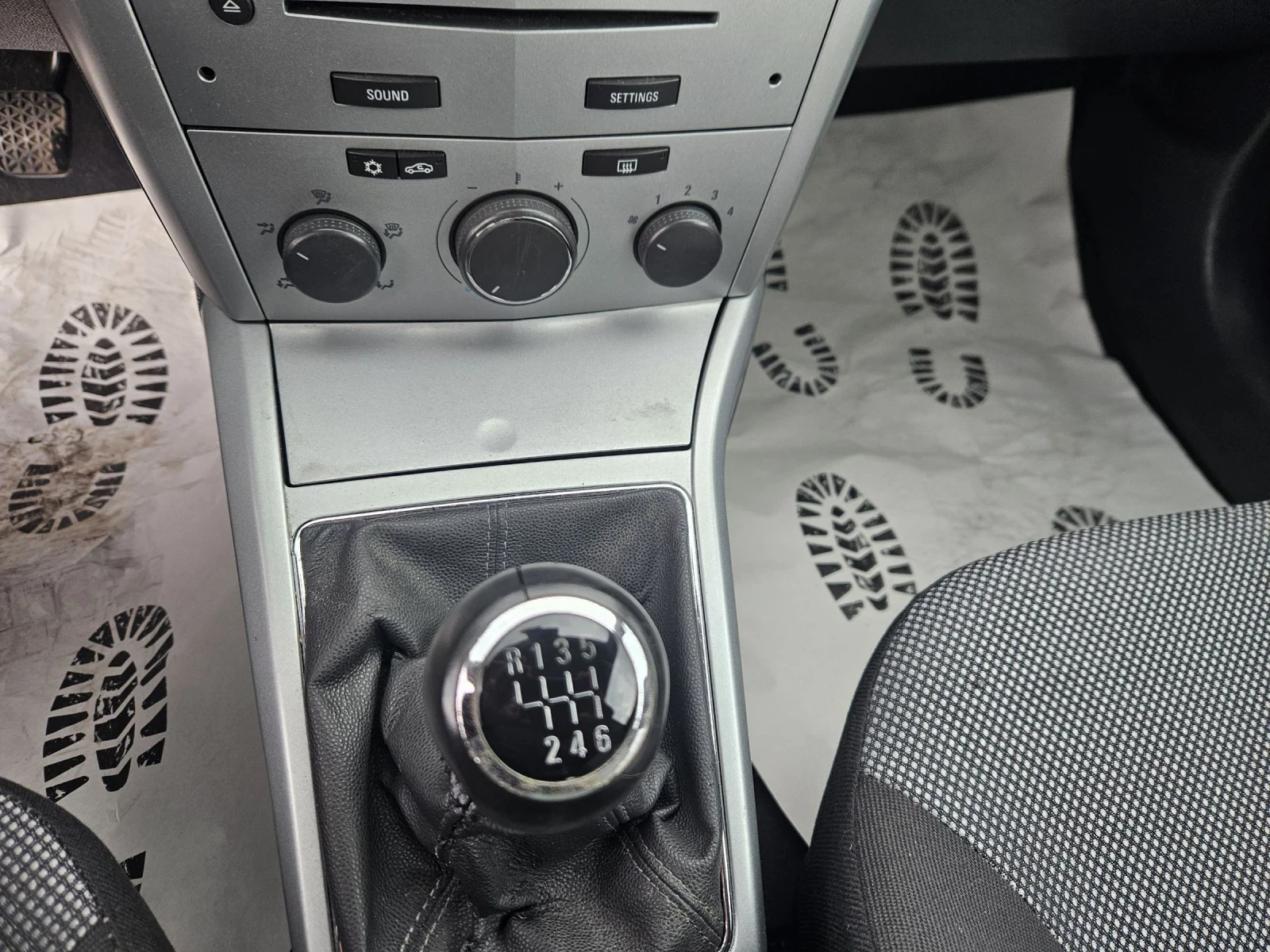 Opel Astra 1.7d GTC - изображение 10