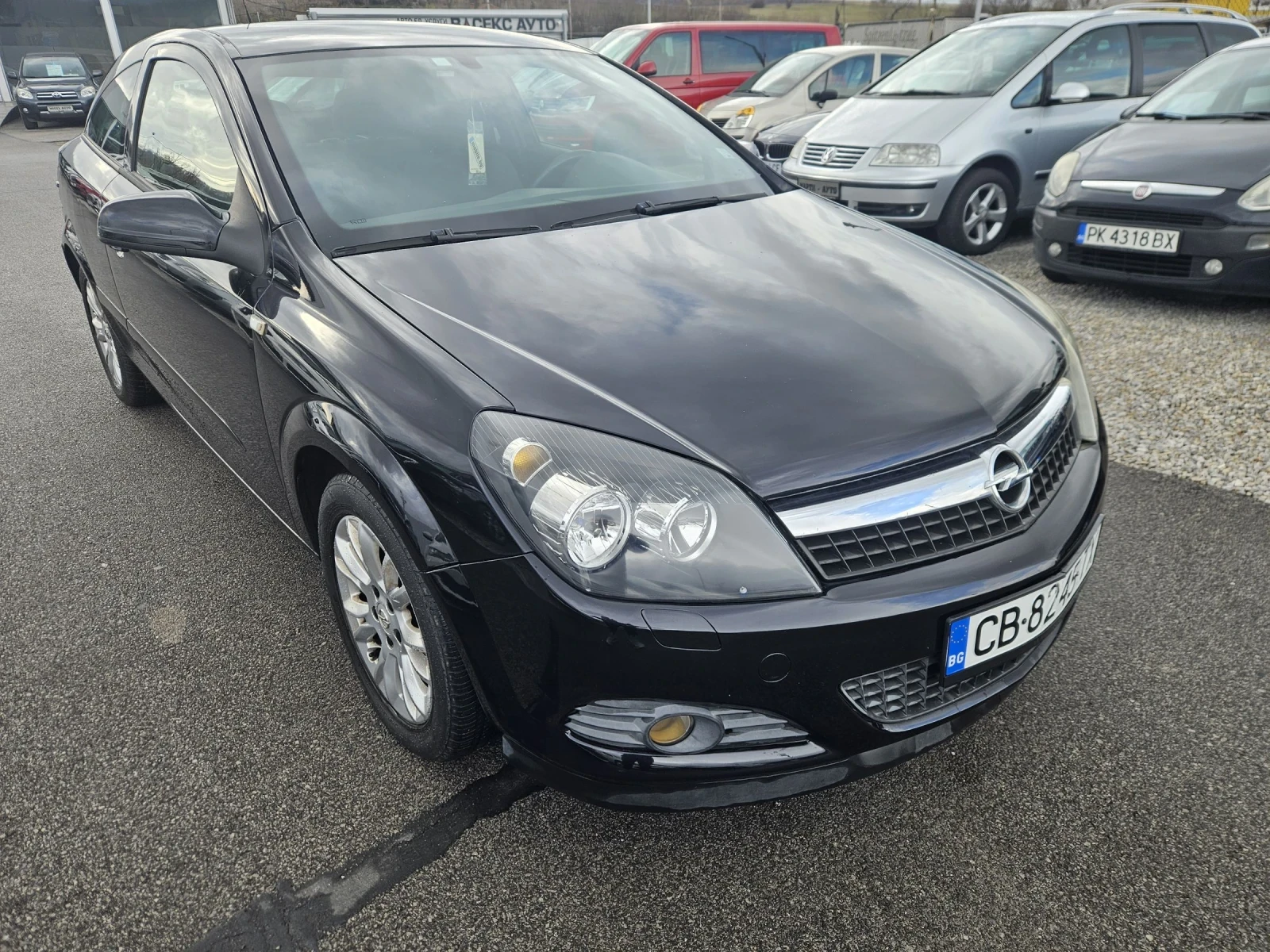 Opel Astra 1.7d GTC - изображение 2
