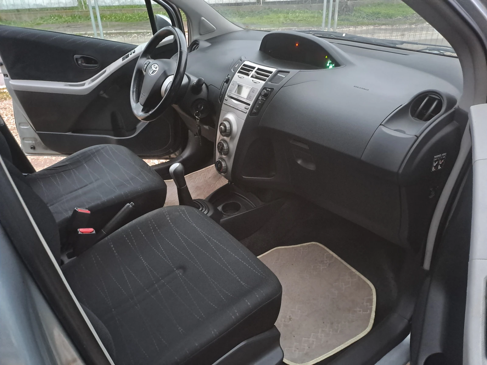 Toyota Yaris 1.3i ESKLUZIVE SPEZIALL | Mobile.bg � ����������� 8
