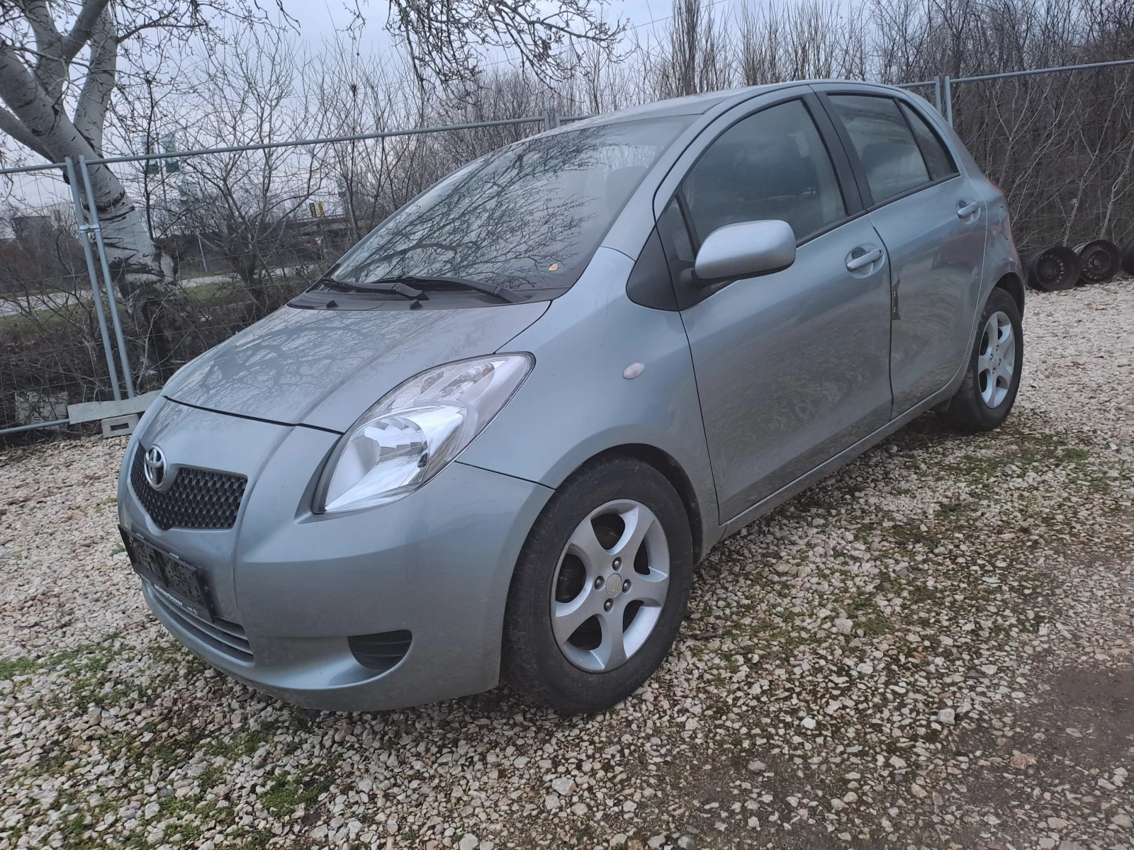 Toyota Yaris 1.3i ESKLUZIVE SPEZIALL | Mobile.bg � ����������� 4