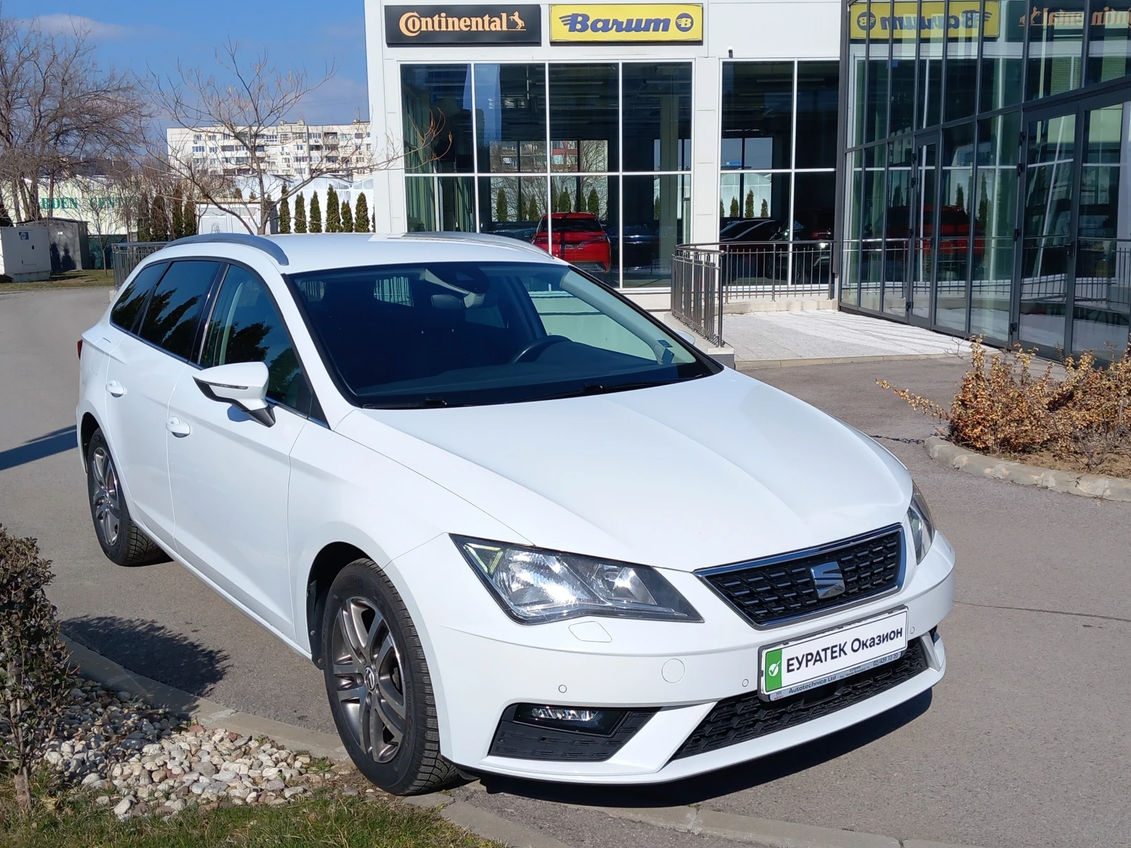 Seat Leon 1.5 TSI/7DSG, снимка 2 - Автомобили и джипове - 53736797