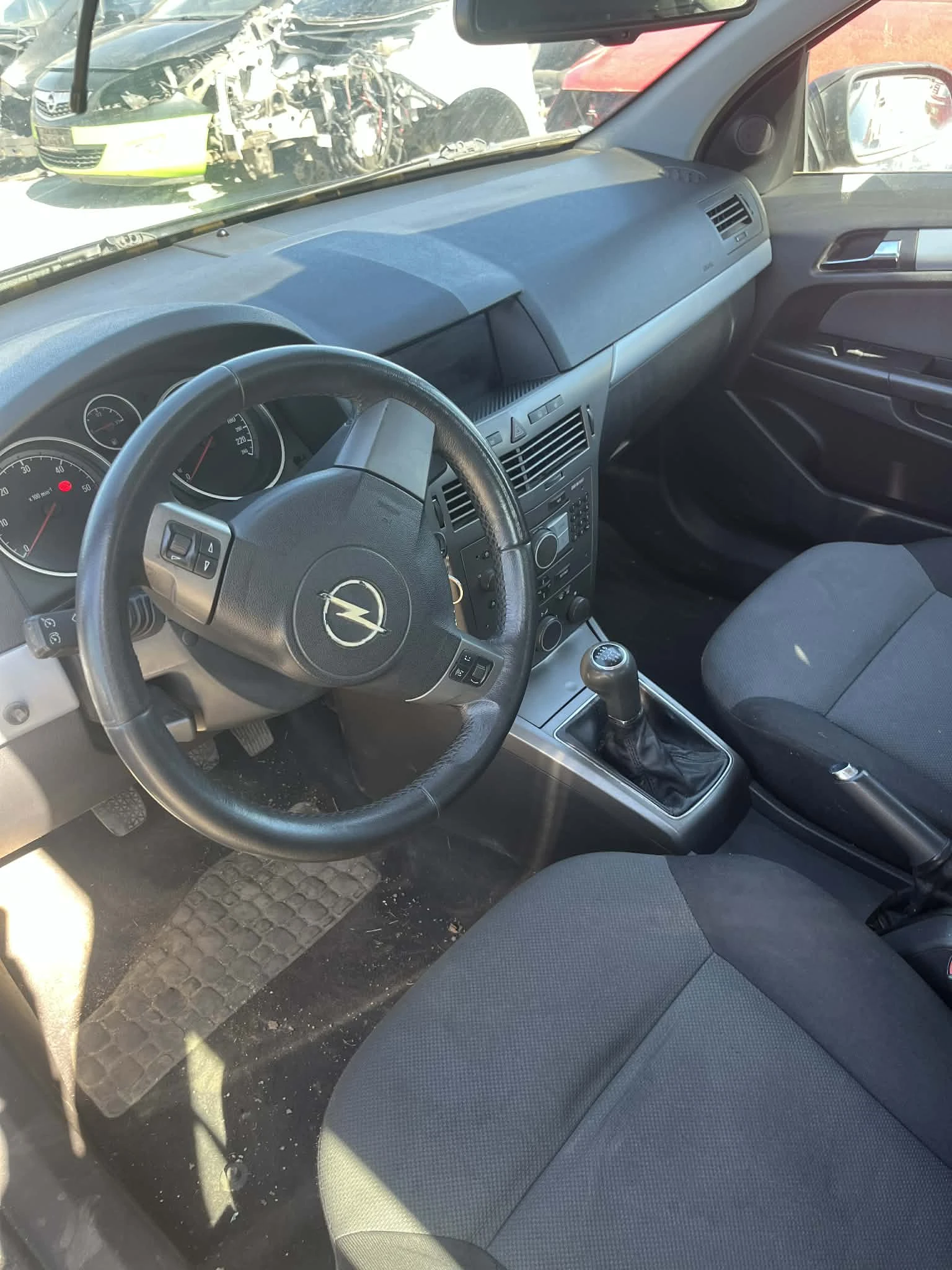 Opel Astra 1.9 CDTi - изображение 7