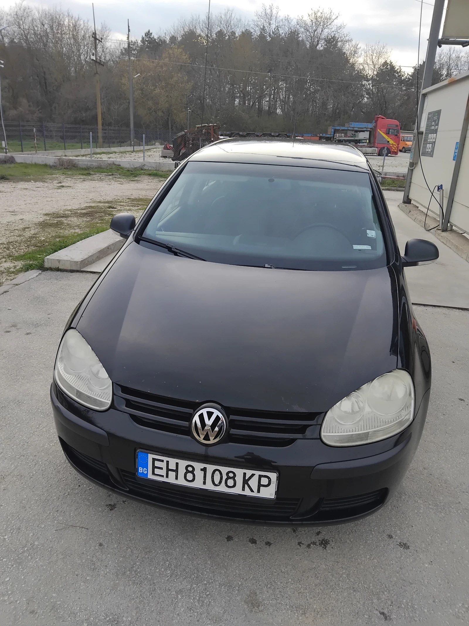 VW Golf, снимка 2 - Автомобили и джипове - 54081323