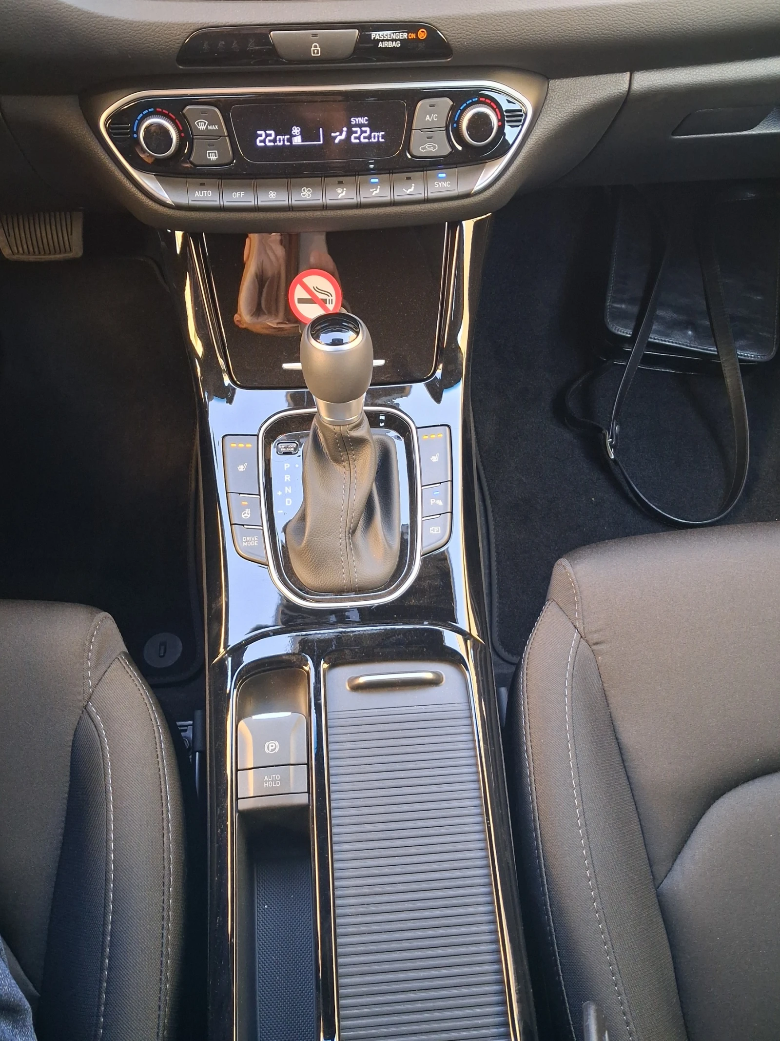 Hyundai I30 1.5 GDI Mild Hybrid 140Ps, снимка 11 - Автомобили и джипове - 54141180