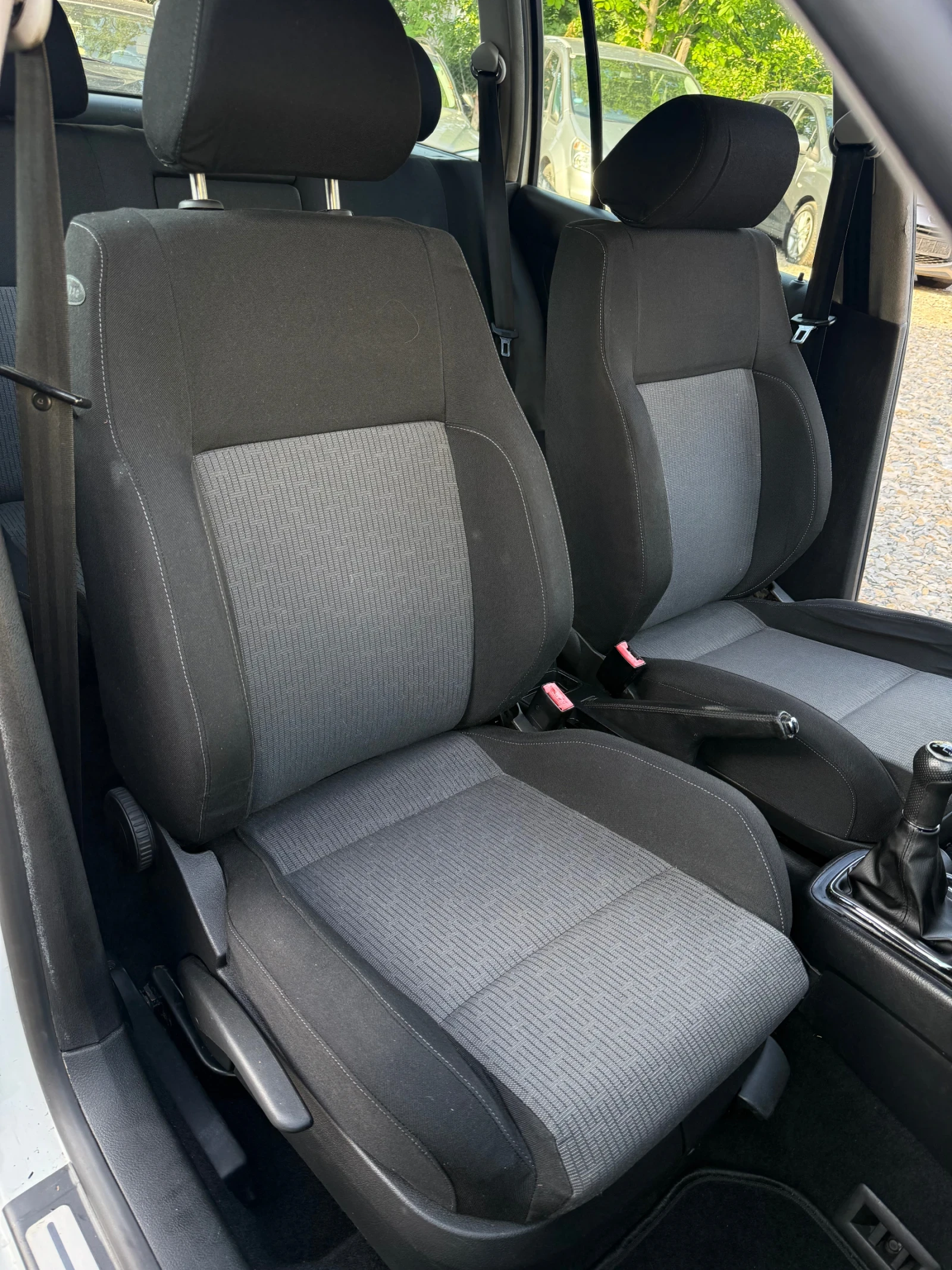 VW Golf 1.9* GT* 101* KLIMA, снимка 12 - Автомобили и джипове - 54672984