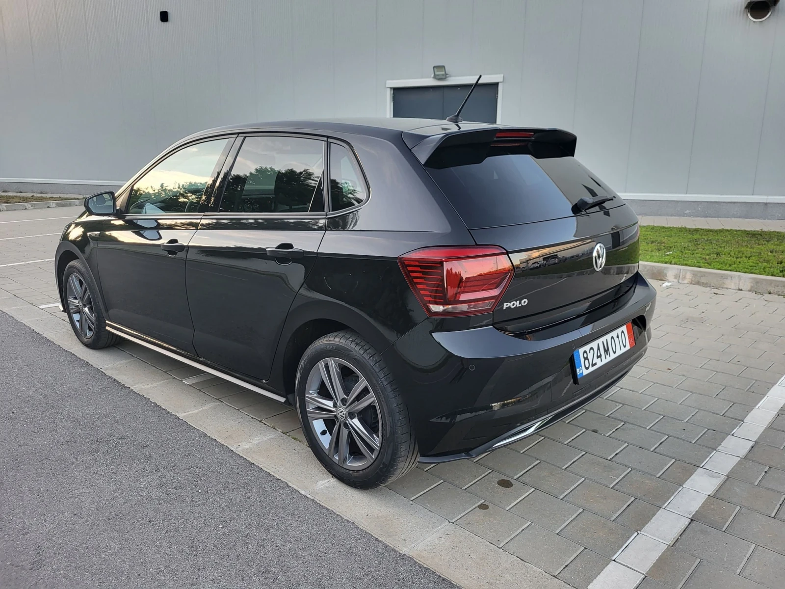 VW Polo R line, снимка 8 - Автомобили и джипове - 54745462