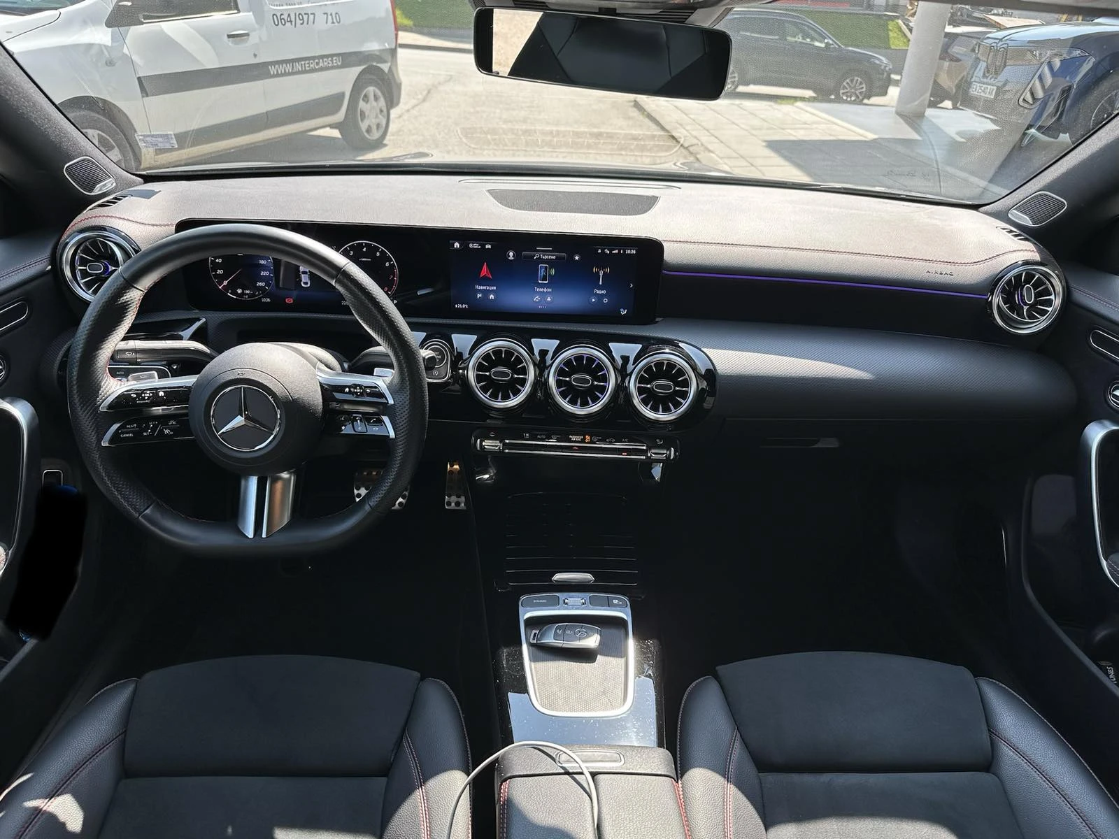 Mercedes-Benz CLA 200 AMG, снимка 6 - Автомобили и джипове - 55326277