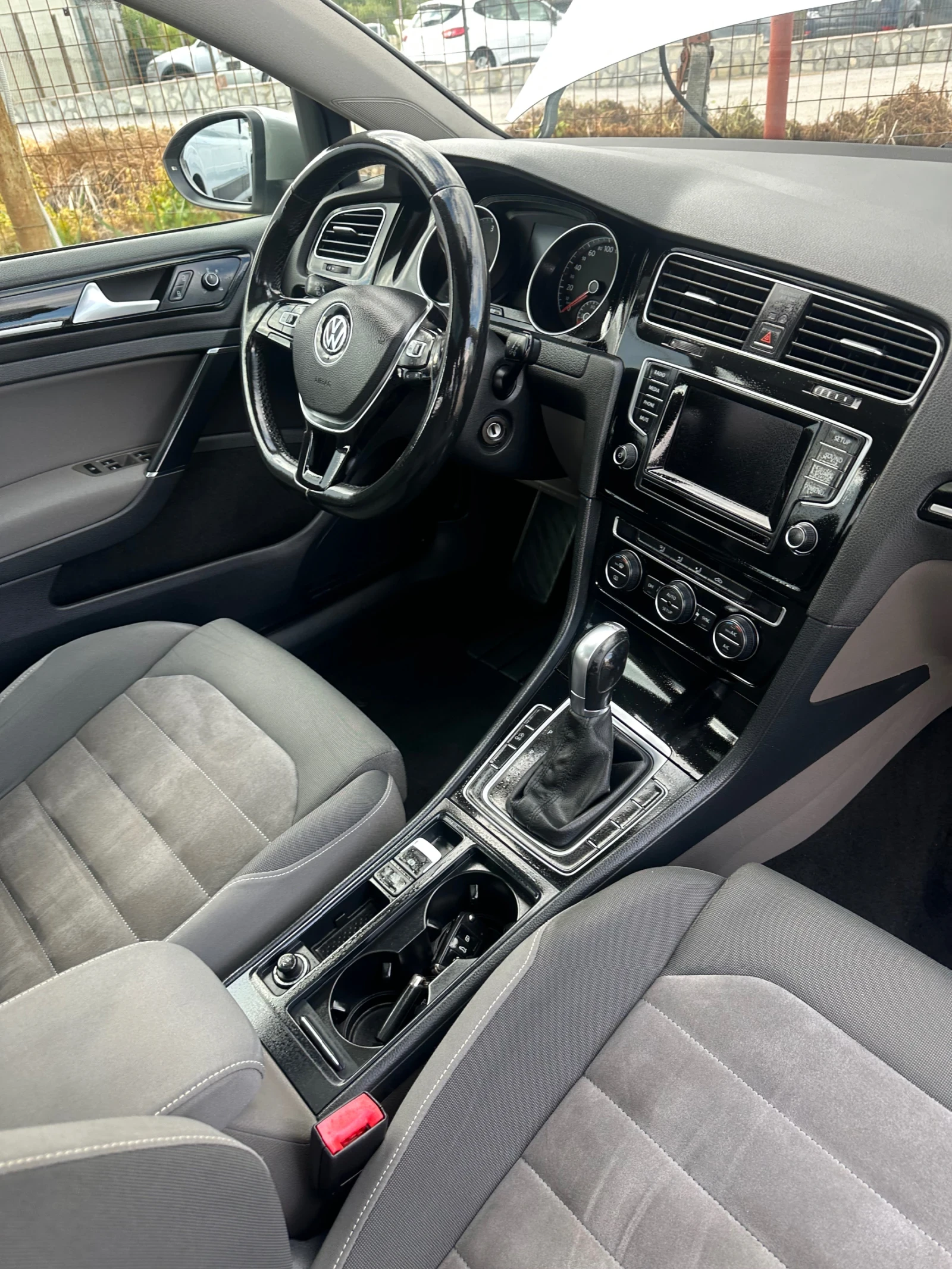 VW Golf 2.0ТDI. 150ks, снимка 10 - Автомобили и джипове - 55871463