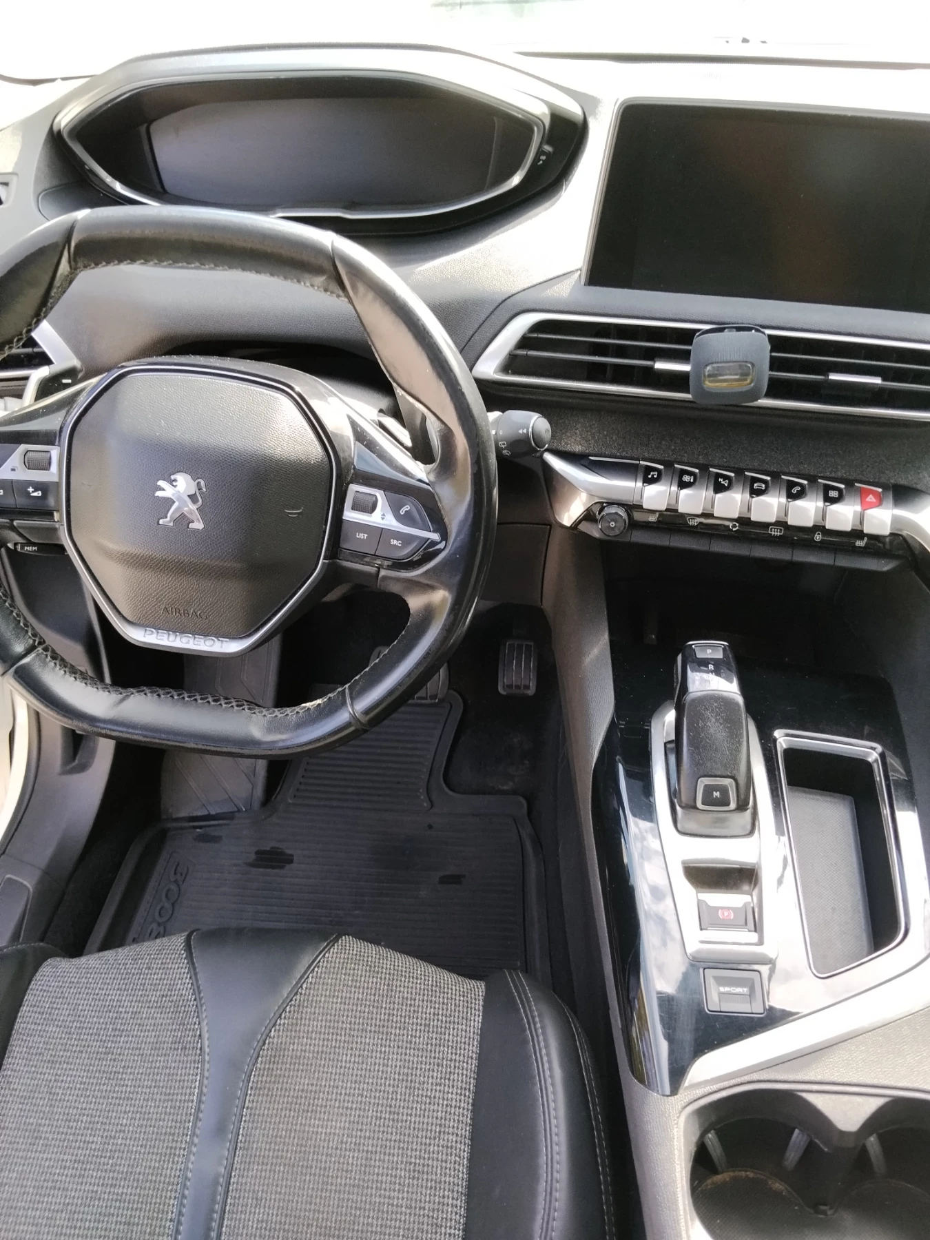 Peugeot 3008 Peugeot 3008-1.2 PureTech-Панорама-Автоматик-НАПЪЛ, снимка 9 - Автомобили и джипове - 56237941
