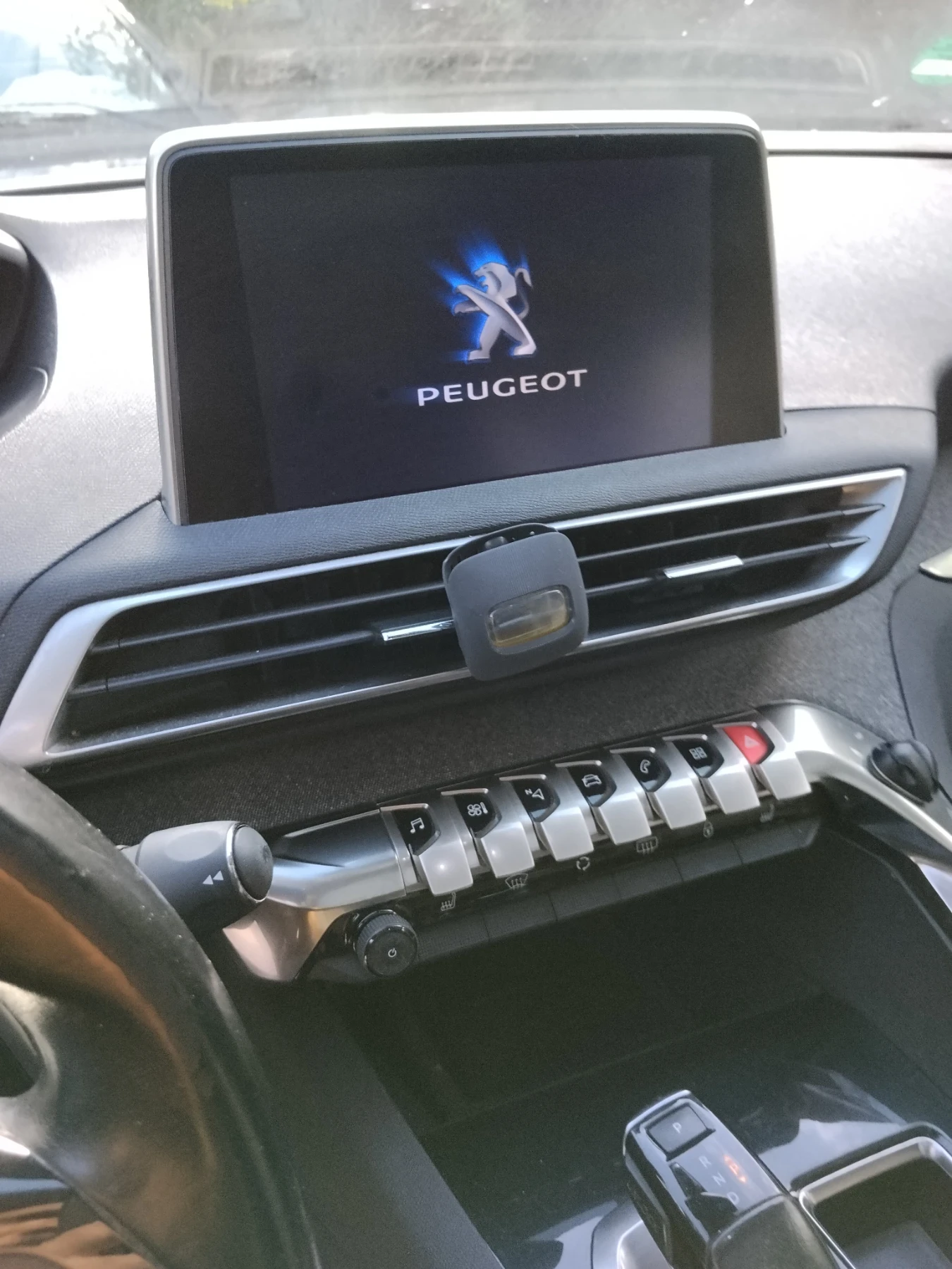 Peugeot 3008 Peugeot 3008-1.2 PureTech-Панорама-Автоматик-НАПЪЛ, снимка 11 - Автомобили и джипове - 56237941