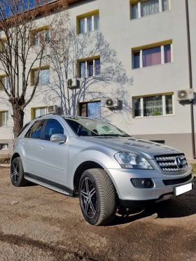     Mercedes-Benz ML 320