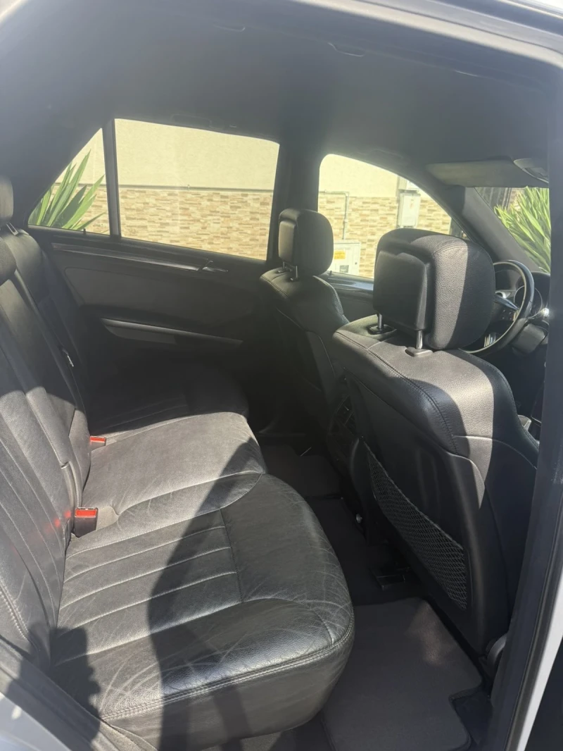 Mercedes-Benz ML 320, снимка 7 - Автомобили и джипове - 51574531