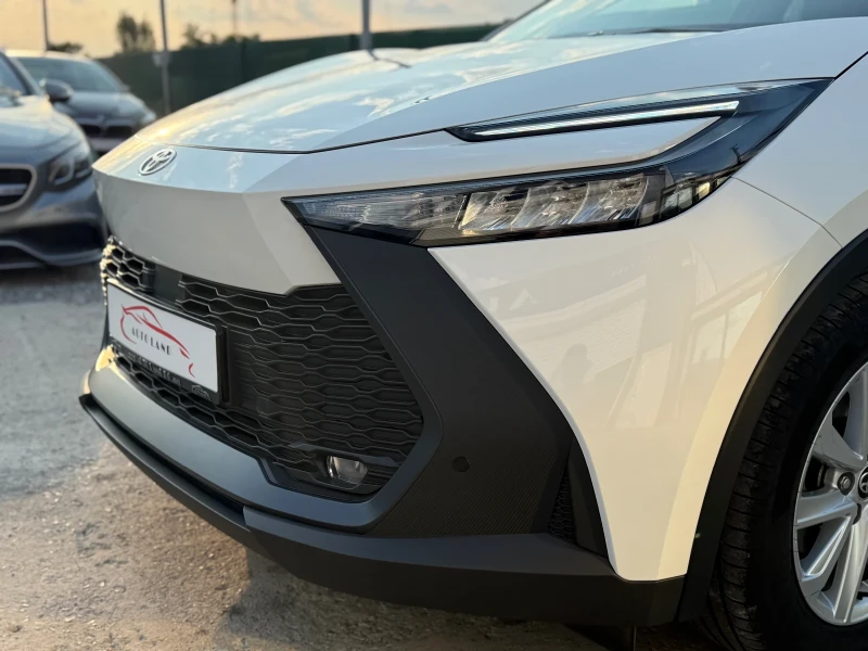 Toyota C-HR LED/NAVI/CARPLAY/CAM/СОБСТВЕН ЛИЗИНГ, снимка 4 - Автомобили и джипове - 51385403