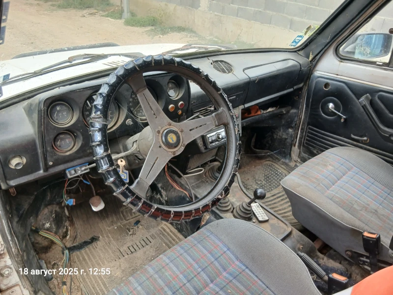 Lada Niva 1.6, снимка 7 - Автомобили и джипове - 52729798