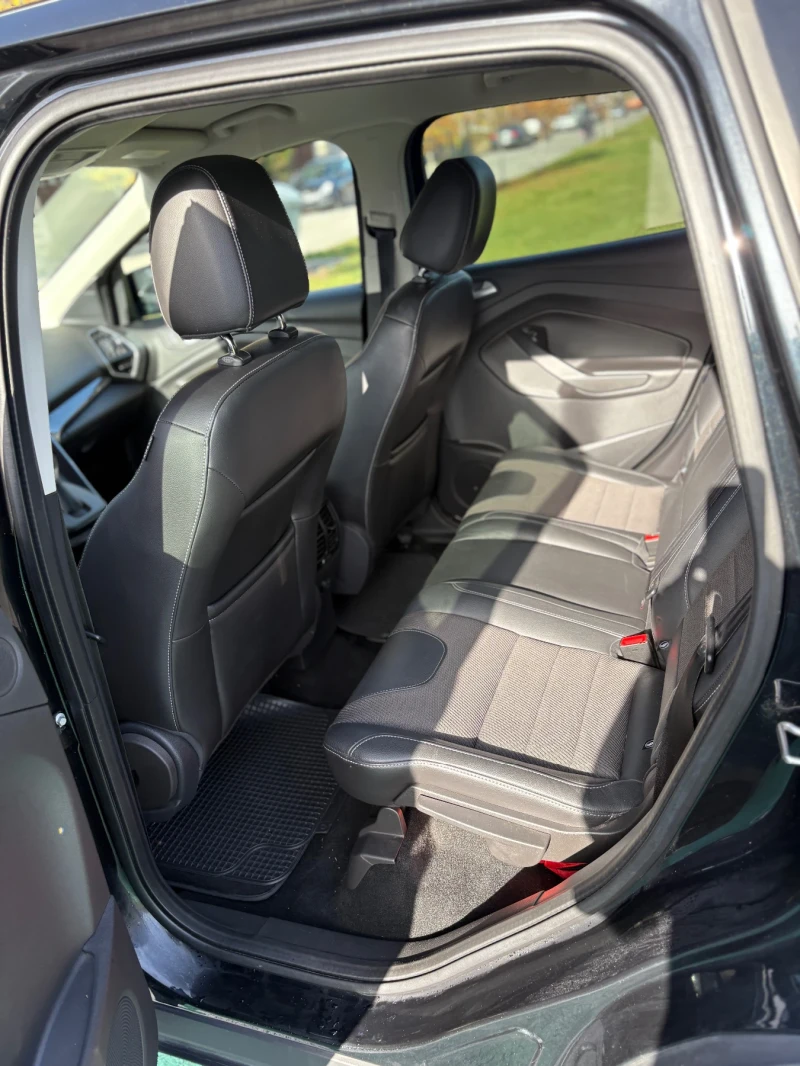 Ford Kuga, снимка 15 - Автомобили и джипове - 52507824