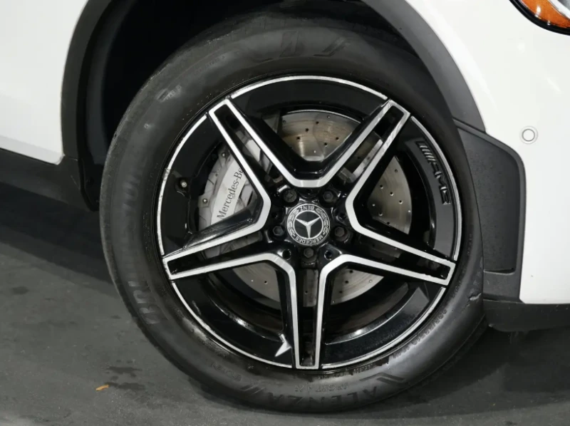 Mercedes-Benz GLC 300 4MATIC AMG-PACK/360-CAMERA/KEYLESS/BLIND SPOT, снимка 7 - Автомобили и джипове - 53031263