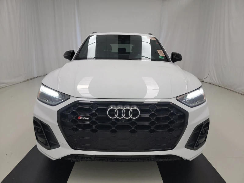 Audi SQ5 BLACK OPTIC* DISTRONIK* B&O* 360* DIGITAL* CARBON* - 51000 лв. - 43230701 1