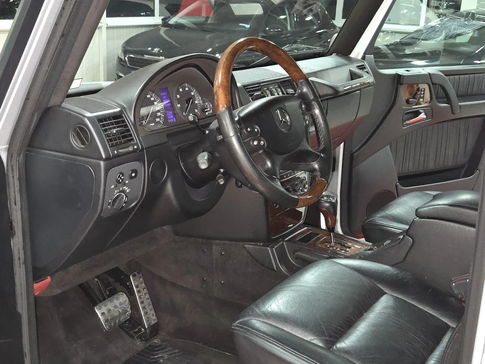 Mercedes-Benz G 500  V8 (296 кс)Face/4MATIC/Automatic/G63 AMG - pack - изображение 10