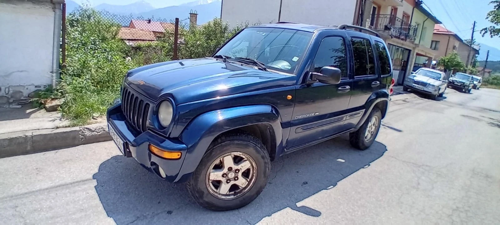 Jeep Cherokee  - изображение 2