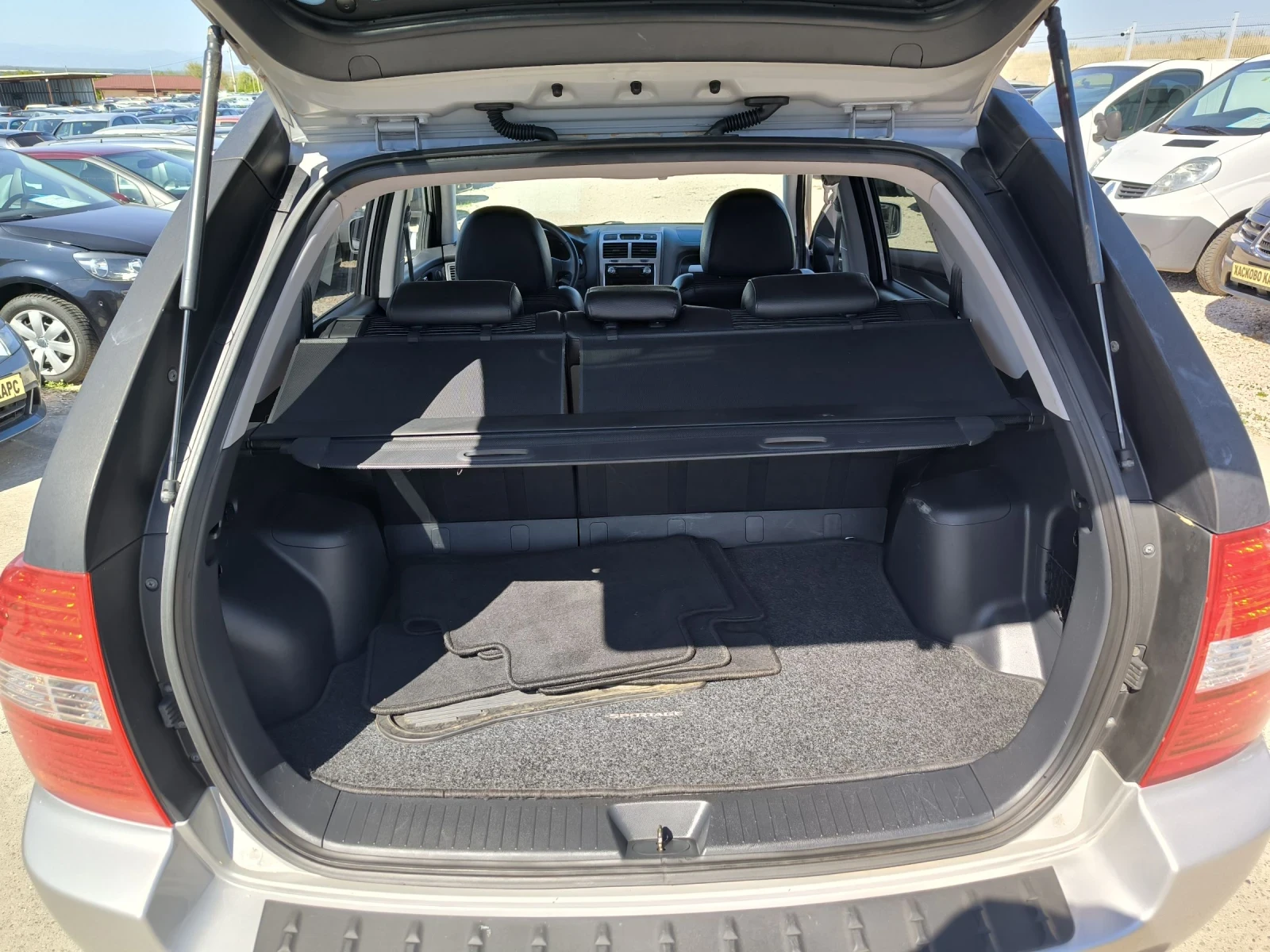 Kia Sportage 2.0D | Mobile.bg   11