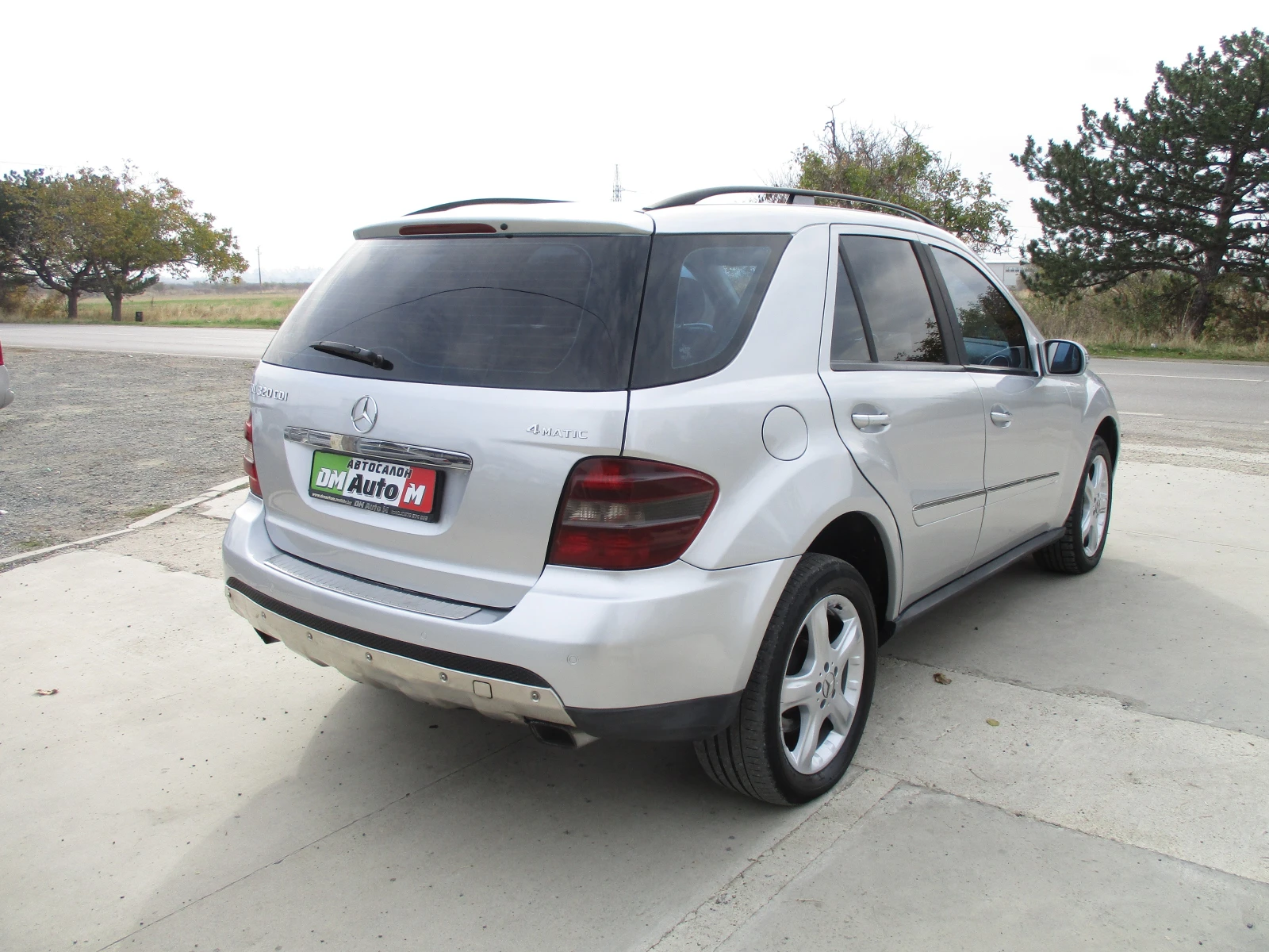 Mercedes-Benz ML 320 3.2/ДИЗЕЛ/224кс./4-МАTIK/КАТО НОВ - изображение 4