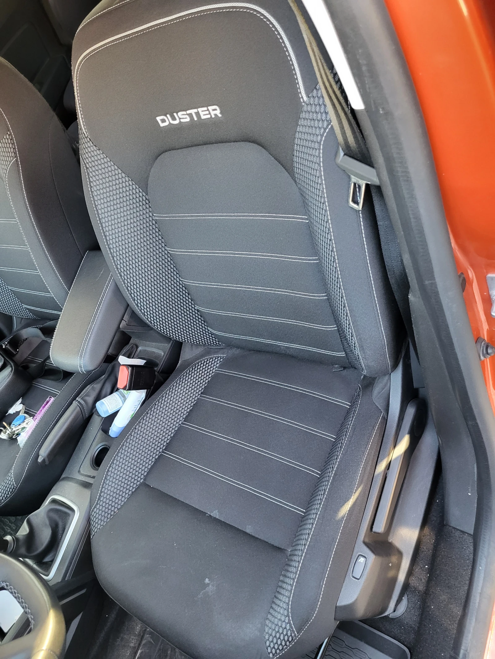 Dacia Duster Джърни ECO-G, снимка 9 - Автомобили и джипове - 53849509