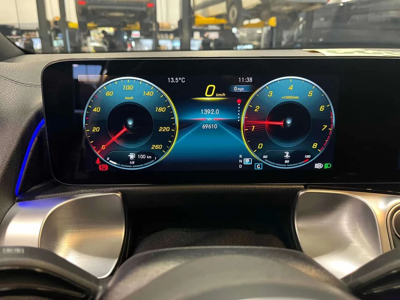 Mercedes-Benz GLA 250 * 4MATIC * CARFAX * 360 * ПОДГРЕВИ * КАМЕРА * ПАМЕ, снимка 8 - Автомобили и джипове - 53966136