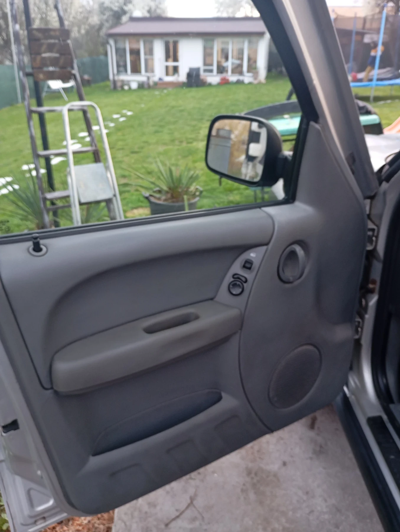 Jeep Cherokee 2.8crd, снимка 9 - Автомобили и джипове - 54308969