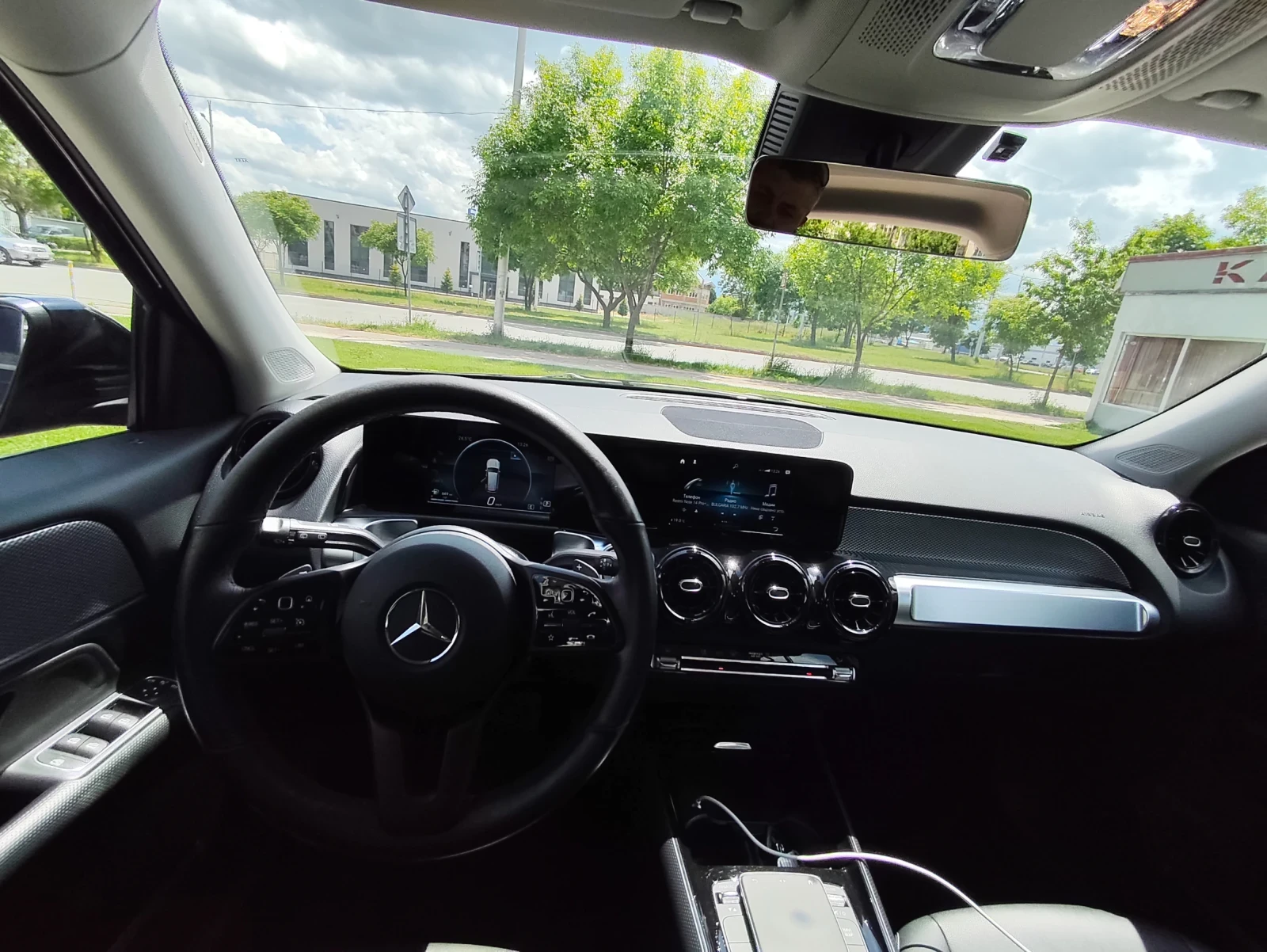 Mercedes-Benz GLB, снимка 8 - Автомобили и джипове - 54583528