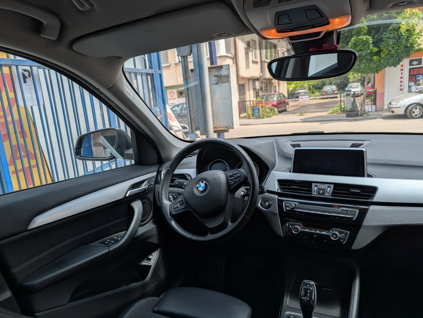 BMW X1 1.6 D Xline, снимка 10 - Автомобили и джипове - 54659914
