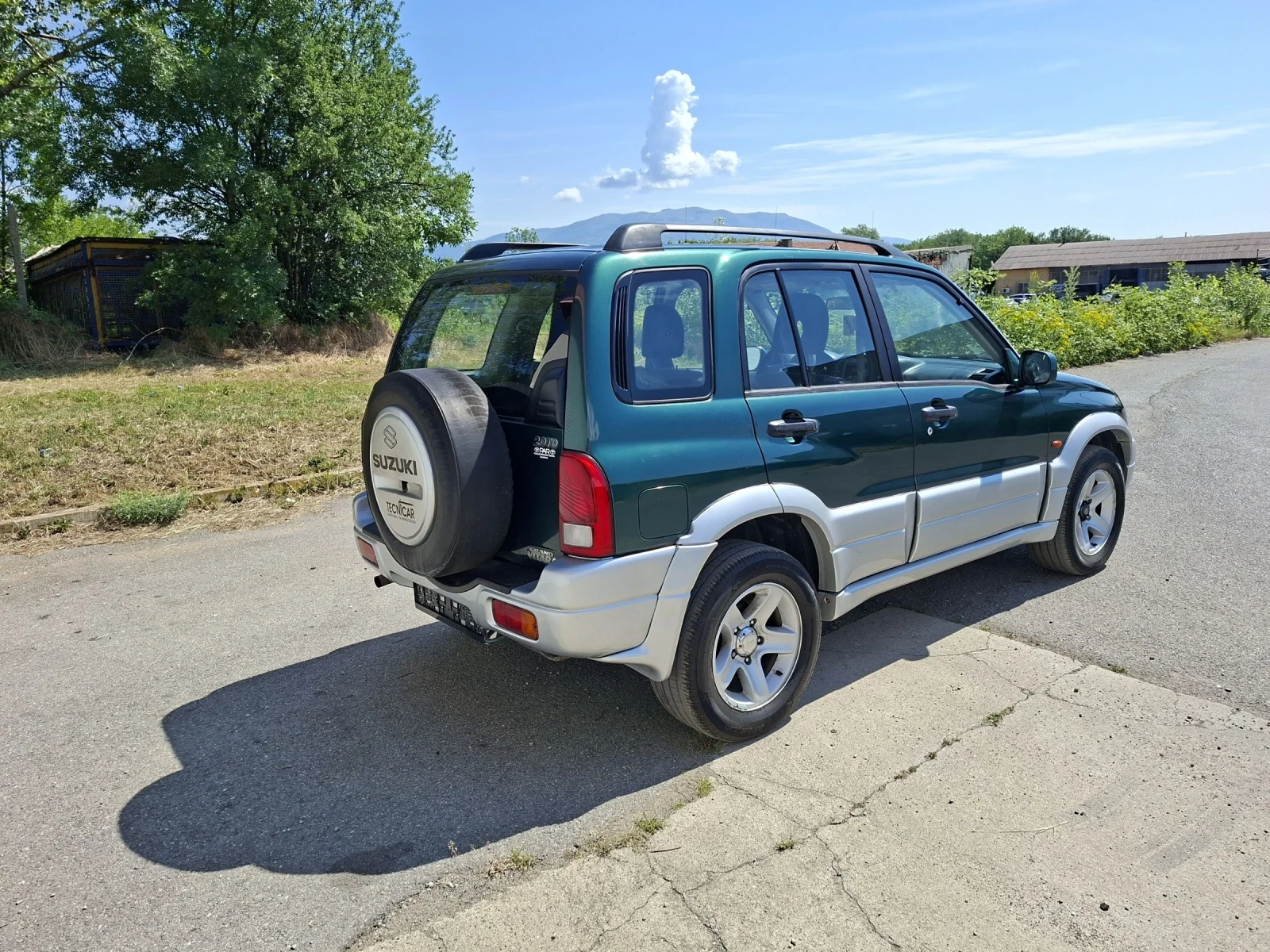Suzuki Grand vitara 2.0HDI, снимка 5 - Автомобили и джипове - 54866673