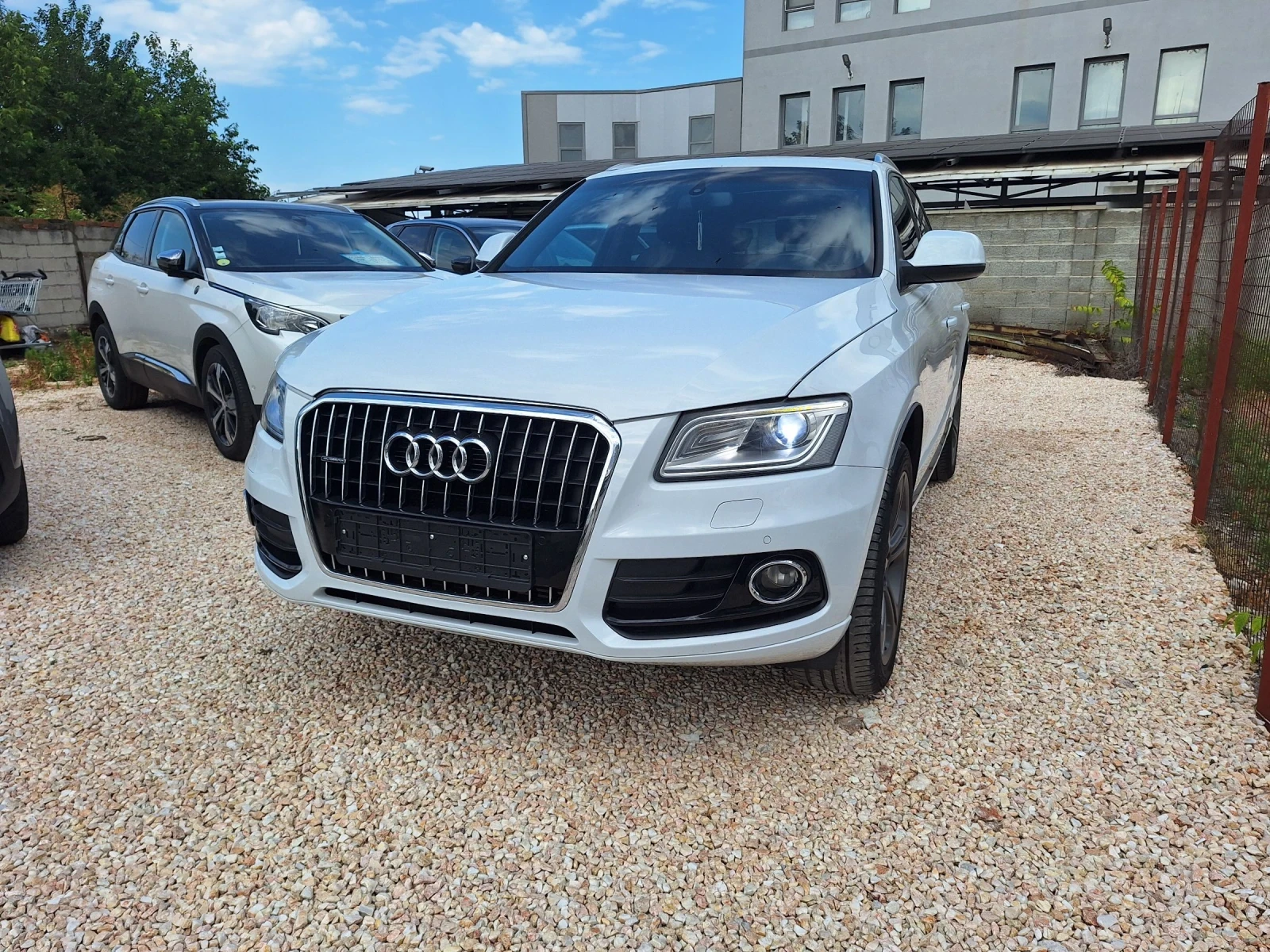 Audi Q5 2.0TDI* S-LINE/Фейслифт/Ксенон/Нави/Автомат/4х4/