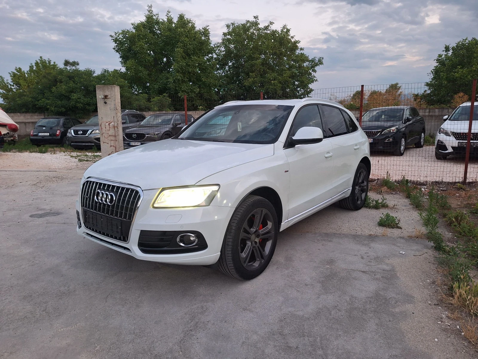 Audi Q5 2.0TDI* S-LINE/Фейслифт/Ксенон/Нави/Автомат/4х4/