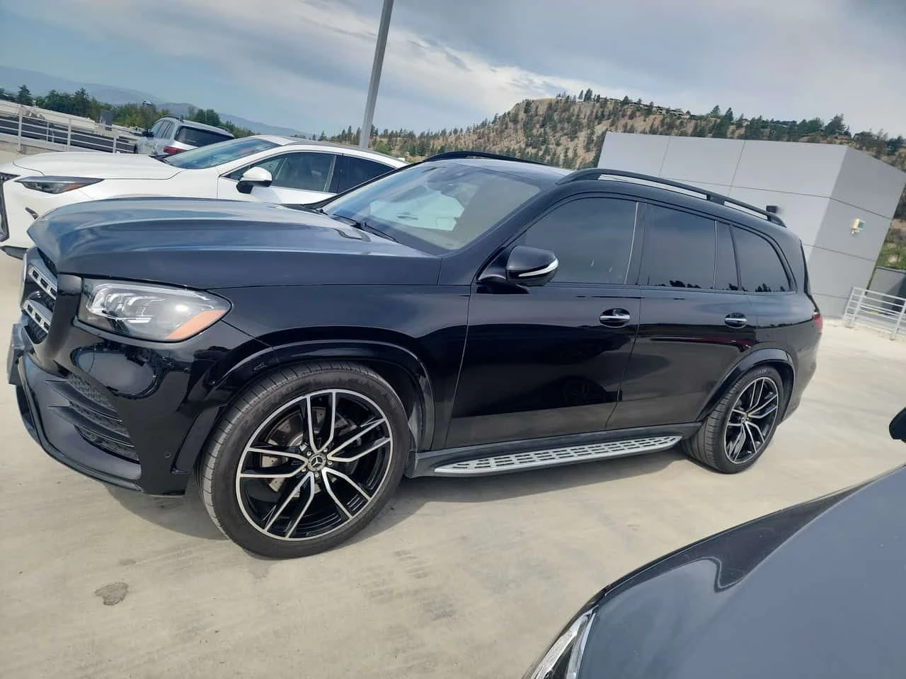Mercedes-Benz GLS 450 * CARFAX * БЕЗ ПЪРВОНАЧАЛНА ВНОСКА, снимка 3 - Автомобили и джипове - 55304425