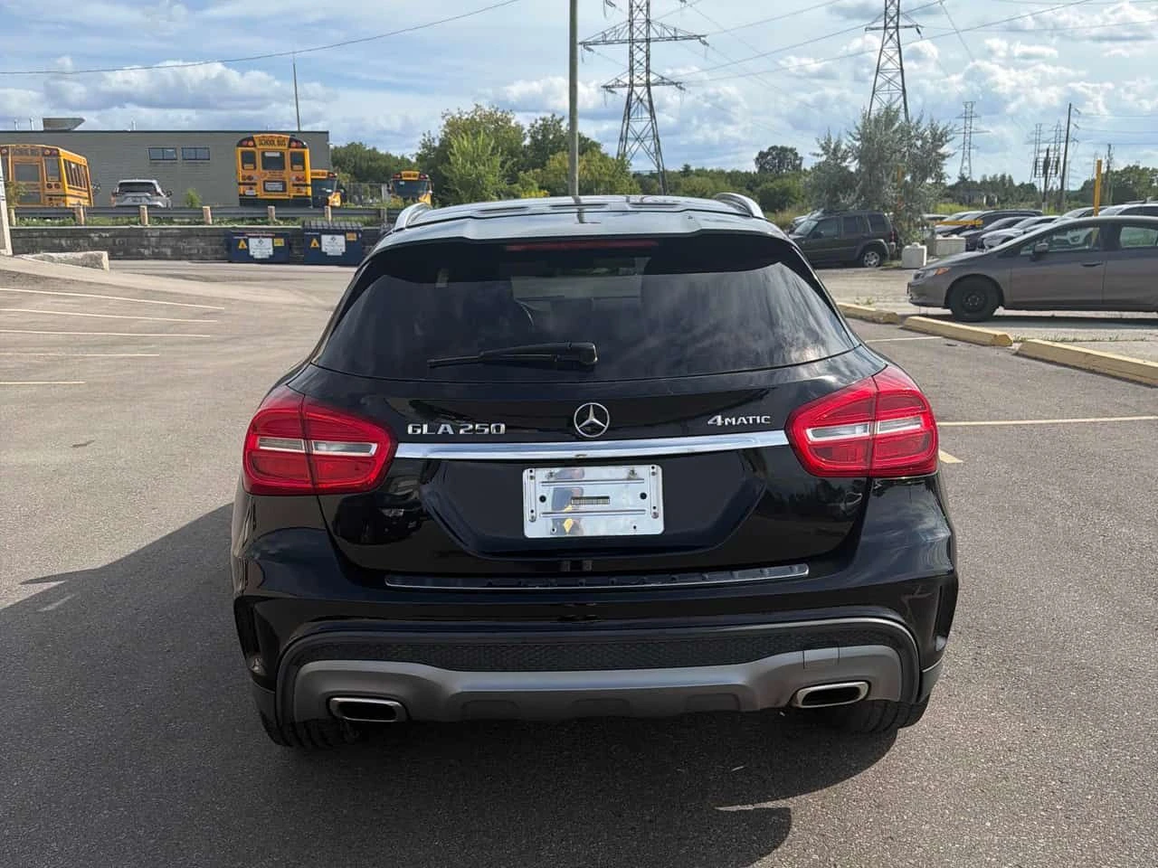 Mercedes-Benz GLA 250 * CARFAX * ОПЦИЯ ЗА ФИНАНСИРАНЕ , снимка 4 - Автомобили и джипове - 55723364