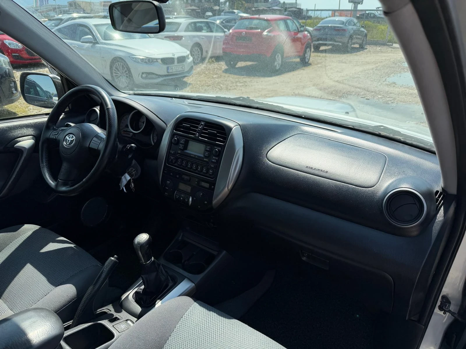 Toyota Rav4 2.0 D4D , снимка 14 - Автомобили и джипове - 55847016