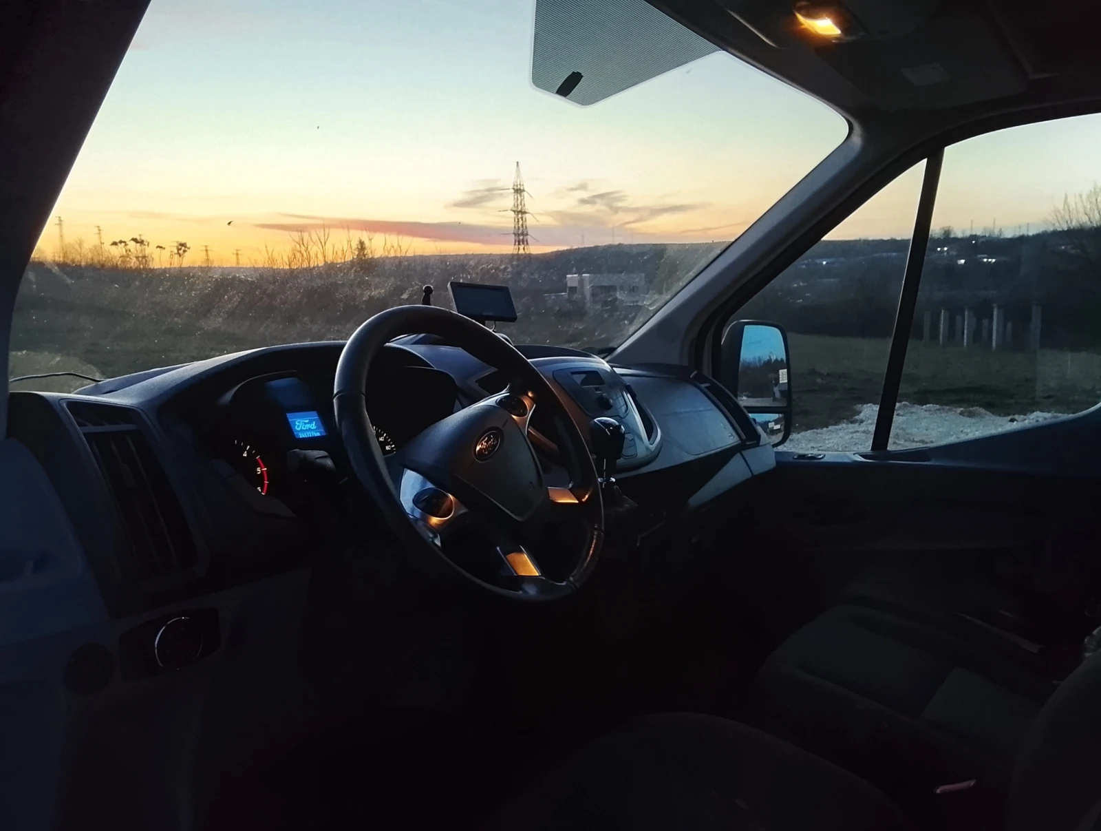 Ford Transit 2.2 125ps КЛИМА МНОГО ЕКСТРИ РЕАЛНИ КМ НОВ ВНОС - изображение 9