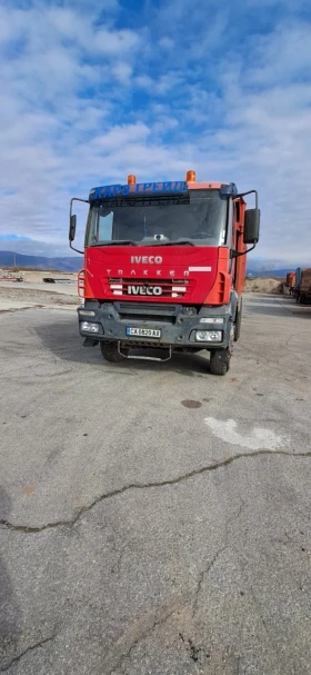  Iveco Trakker