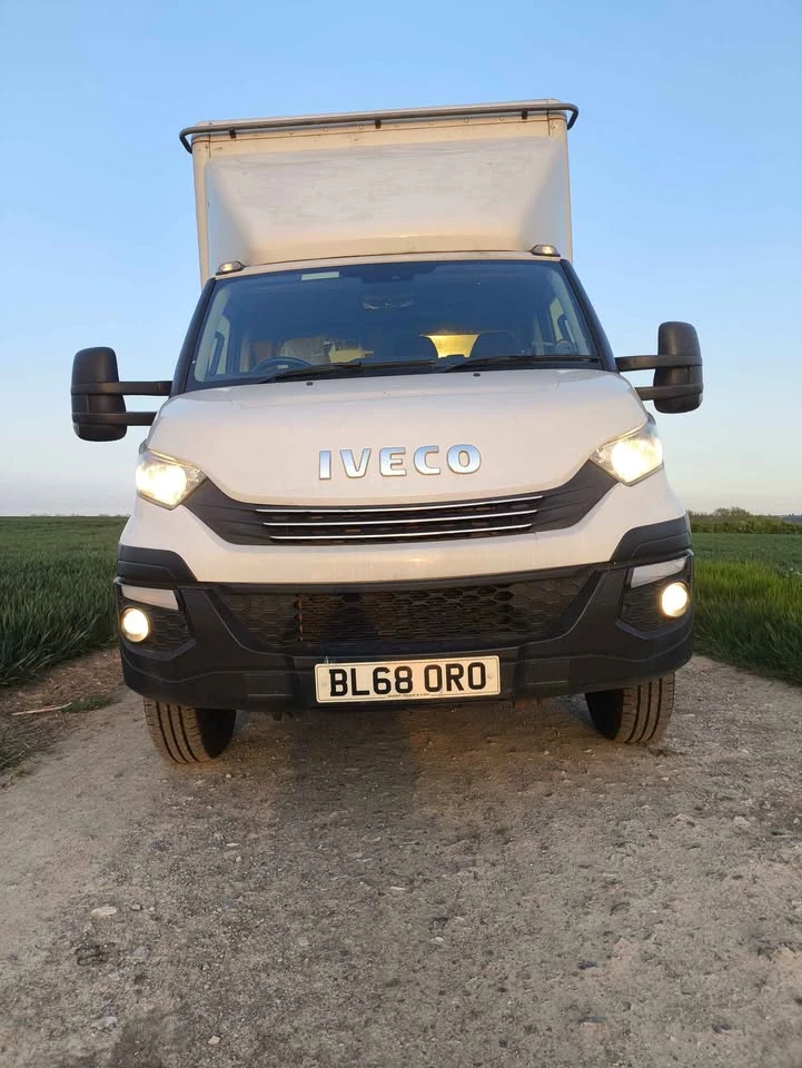 Iveco Daily Камион фургон 70C180, 6 метра, с хидравлична рампа - изображение 7
