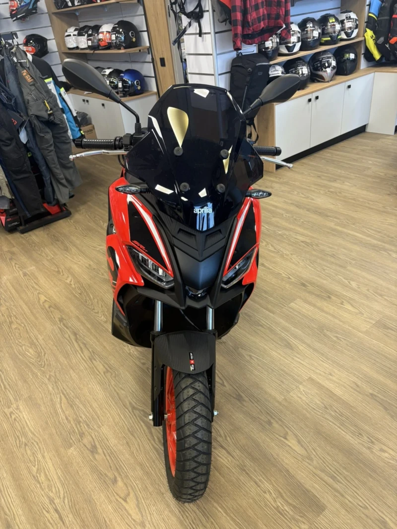 Aprilia Sr Sr Gt sport 200 лизинг, снимка 3 - Мотоциклети и мототехника - 53284575