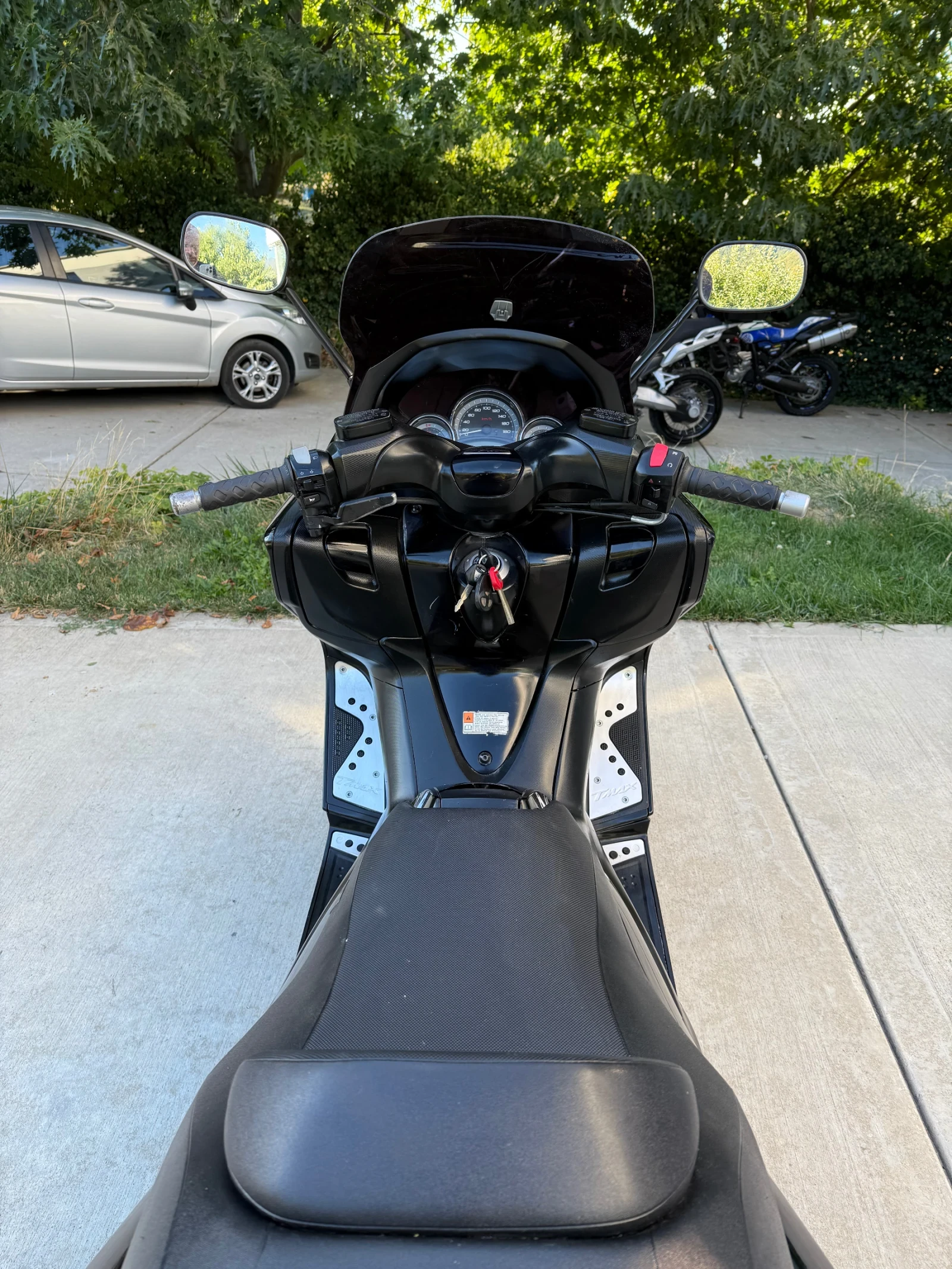 Yamaha T-max 2009 500i - изображение 7