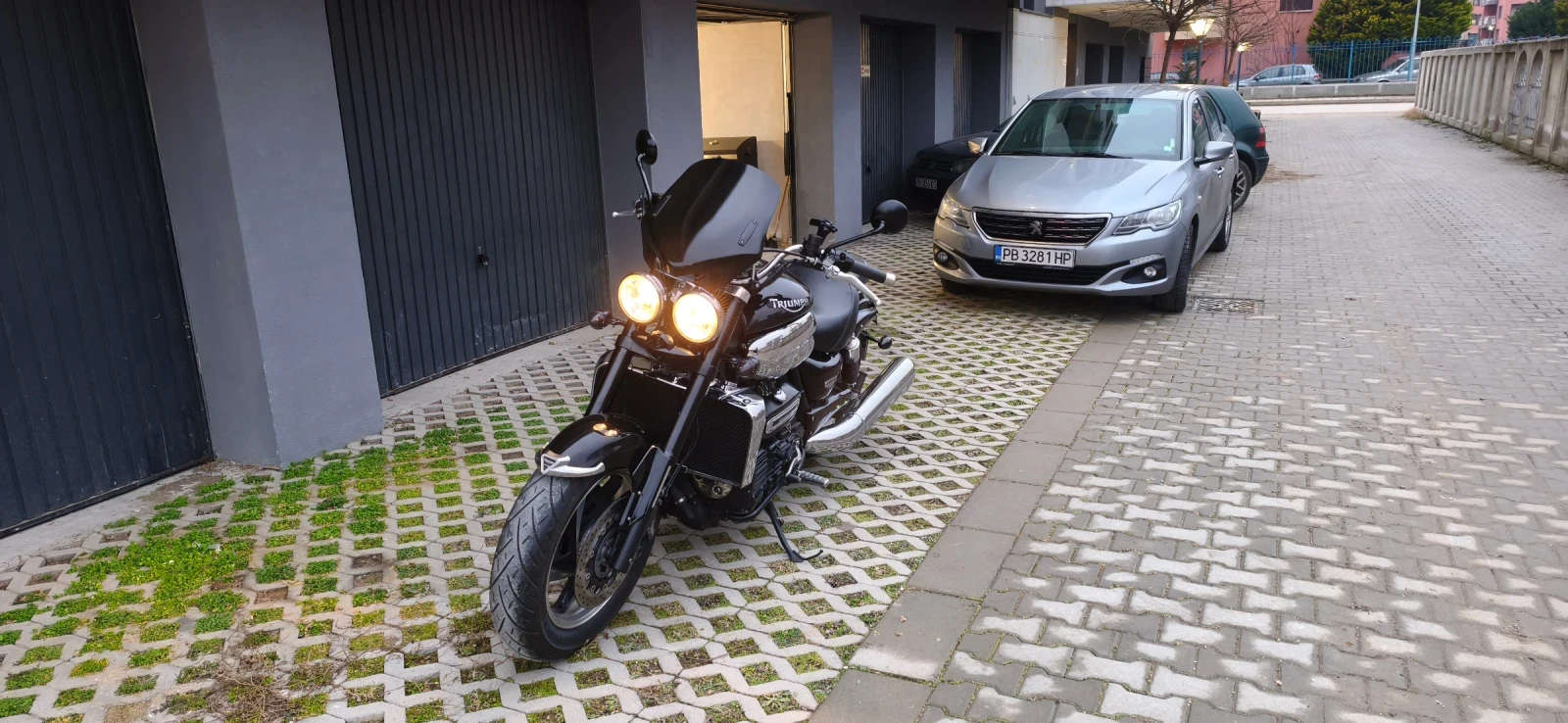 Triumph Rocket 3, снимка 2 - Мотоциклети и мототехника - 54652641