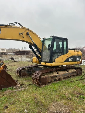      Caterpillar 323D L