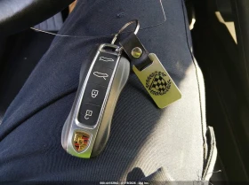 Porsche Taycan, снимка 11