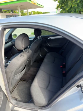 Mercedes-Benz C 220, снимка 8