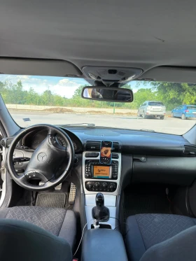 Mercedes-Benz C 220, снимка 6