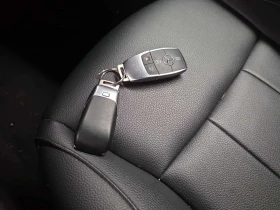 Mercedes-Benz A 220 * CARFAX * 2 КЛЮЧА * ПАНОРАМА * АВТОКРЕДИТ * , снимка 10