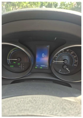 Toyota Auris, снимка 11